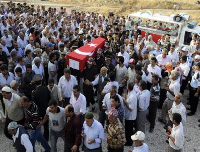 HASAN HAMI YıLDıRıM - Burdur Şehidini Son Yolculuğuna Uğurladı