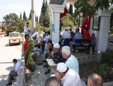 Deprem Şehitleri Erenler’de Anıldı