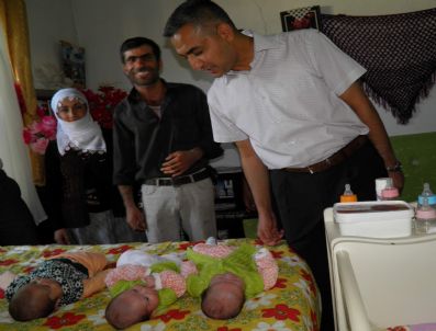 Erciş Kaymakamı Ramazan Fani Üçüzleri Evinde Ziyaret Etti