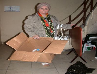 Kanser Hastalarının Erzak Paketlerini Çaldılar