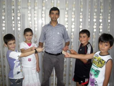 Küçük Yüreklerden Büyük Davranış