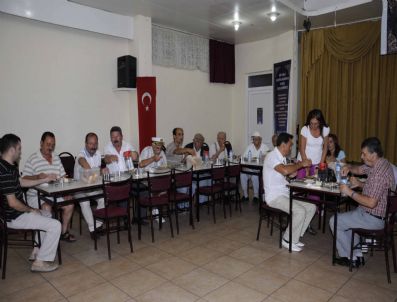 Kuşadası’nda İftar Sofrası’na Büyük İlgi