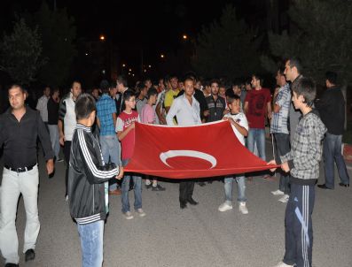 Sandıklı`da Şehitlere Saygı Yürüyüşü