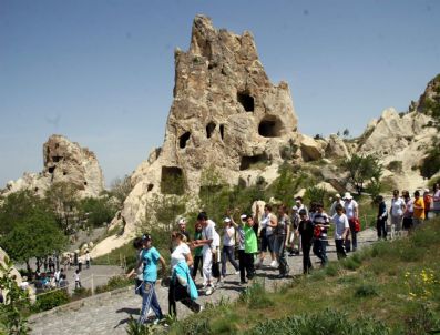 ÖRENYERI - Türkiye`de En Çok Ziyaret Edilen 10 Örenyerinden 3`ü Kapadokya`da