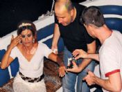 Yıldız Tilbe'yi deniz tuttu