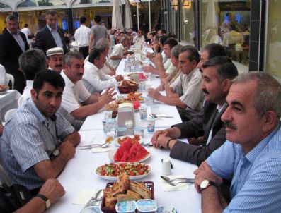 CAHİT BAĞCI - Ak Parti Osmancık Teşkilatı`ndan 10. Yıl İftarı