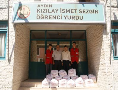 UMURLU - Ayto, Ramazan’da Öğrencilere İhtiyaç Sahiplerini Sevindiriyor