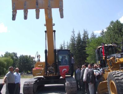 VEDAT DEMİRÖZ - Bitlis İl Özel İdaresi Araç Parkını Genişletti