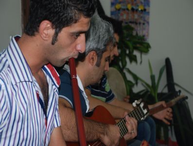 Çok Dilli Yeni Repertuar Oluşturuldu