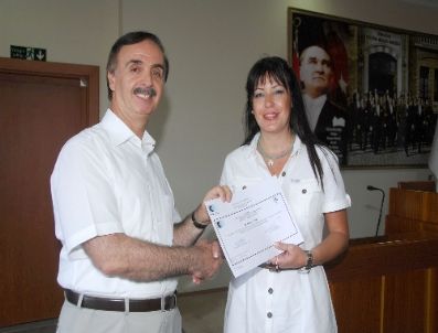 ÖZGEN KESKIN - Girişimcilik Kursunu Tamamlayan 29 Kişi Sertifikalarını Törenle Aldı