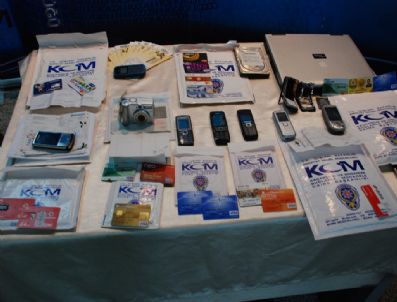 İstanbul`da Dolandırıcılık Operasyonu