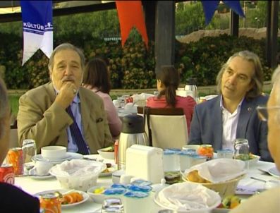Kültür A.ş’nin İftarında Edebiyat Dünyasından Birçok İsim Buluştu