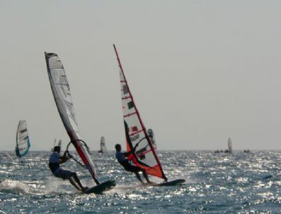 Pegasus Wındsurf Ligi 4. Hafta Yarışmaları Başladı