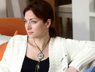 SAFA ÖNAL - Sanem Çelik ekranlara geri dönüyor!