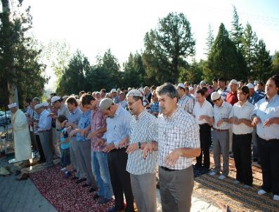 Tavşanlılılar Afrika İçin Yağmur Duasında