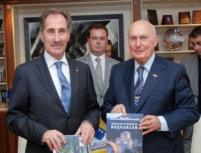 Türkiye`deki Boşnak Gençler Ata Topraklarıyla Buluşuyor