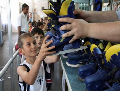 10 Bin Çocuk Buz Sporlarıyla Buluşacak