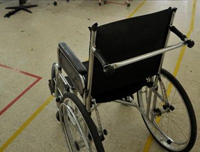 Bedensel engellilere yönelik gümüş işleme el sanatı kursu