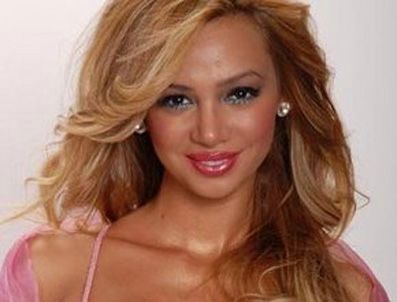 Dansöz Didem: Başıma Silah Dayadılar