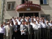 Kapatılan Dtp'nin 98 belediye başkanına dava