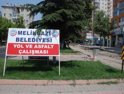 Mustafa Şimşek Caddesi Tek Yönlü Kapalı