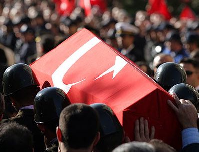 BURHAN KAYATÜRK - Şehit askerler memleketlerine gönderildi