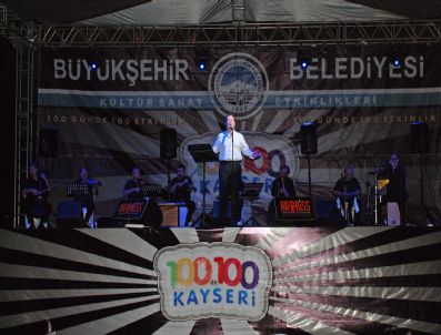 AHMET ÖZHAN - Ahmet Özhan Kayseri`yi  Mest Etti