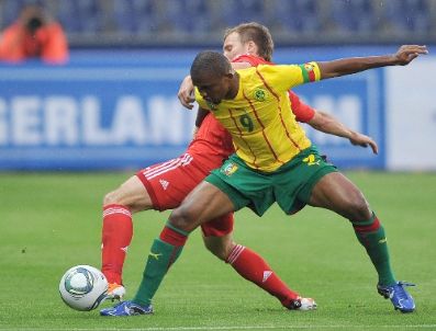 Anzhi’ye Transfer Olan Eto’o Dünyanın En Çok Kazanan Futbolcusu Olacak