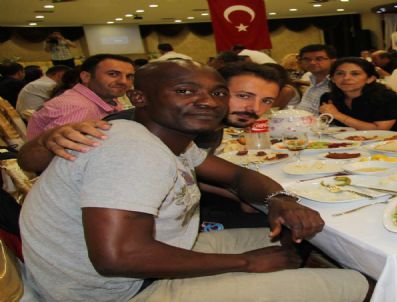 ATHLETIC BILBAO - Didier Zokora Trabzon`a Ayak Uyduruyor