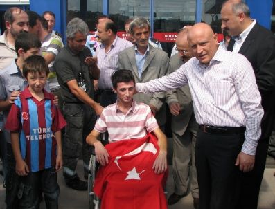 Silvan`da Gazi Olan Özdemir, Memleketine Geldi