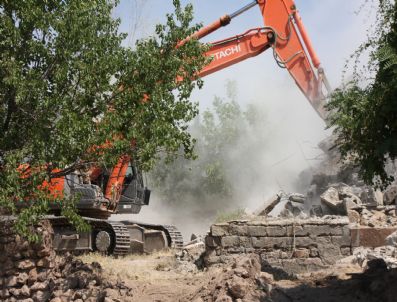 Anadolu`nun Orhun Abideleri