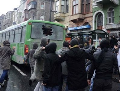 SEBAHAT TUNCEL - `Barış için geldik` diyen BDP`liler Taksim`i birbirine kattı
