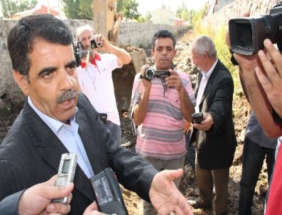 NEVZAT BOZKUŞ - Başkan Bozkuş: Yaşanabilir Bir Kars’ı Vatandaşlarımıza Hazırlıyoruz