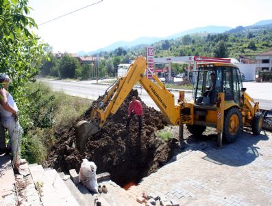ÇAYDEĞIRMENI - Çaydeğirmeni Belediyesi Çalışıyor