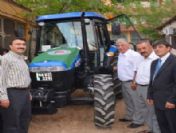 Darende Ziraat Odası`na Traktör Teslim Edildi