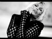 En çok Ajda'nın albümü satıyor