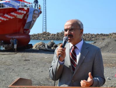 Ereğli’de İnşa Edilen Çok Amaçlı Hizmet Gemisi Denize İndirildi