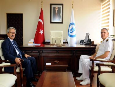 Garnizon Komutanı, Rektörü Ziyaret Etti