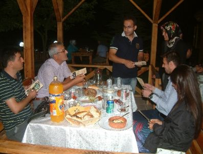 TEM OTOYOLU - Girişimci Ev Hanımı, Müşterisi Olmadığı İçin Kapanan Tesisi Yeniden Canlandırdı