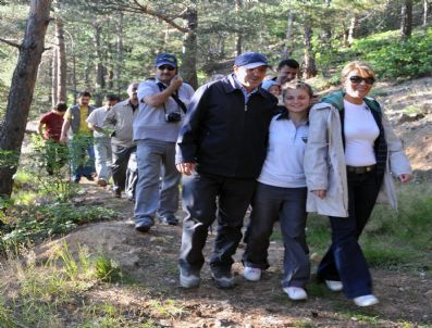 Güdak Geleneksel İftarını Kent Ormanında Gerçekleştirdi