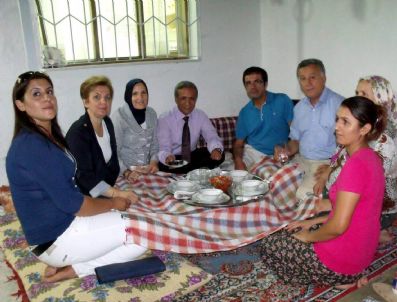 Salihli Ak Parti’den Hem Ziyaret Hem İftar
