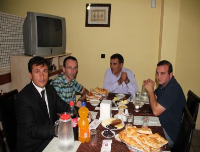 Ak Partililer İftarda Buluştu