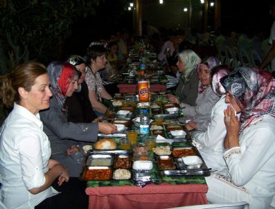 NEZIHE YOLDAN - Ak Partililer Korkuteli`nde İftarda Buluştu