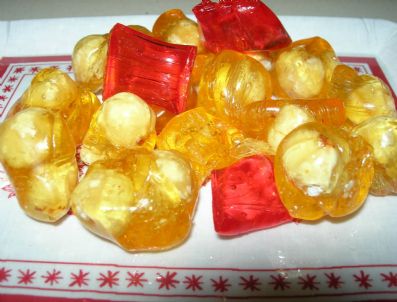 Akide Şekeri Çikolataya Yenildi