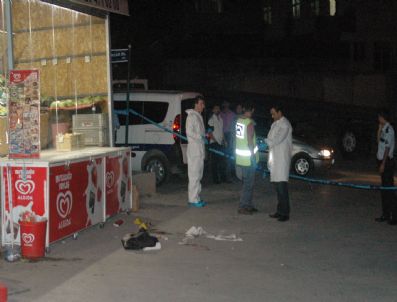 Annesinin dayak yemesini hazmedemedi, babasını bıçakladı