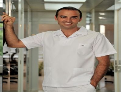 Bayramda Tatlıyı Fazla Kaçırmak Diş Sağlığını Tehdit Ediyor!