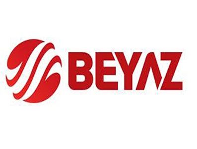 Beyaz Tv iftar yemeğinde iş ve sanat dünyası bir arada