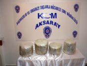 Durdurulan Otomobilden 15 Kilo Esrar Çıktı