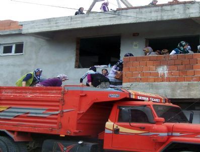 Elvanpazarcıklı Bayanlardan Örnek Davranış