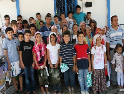 Ölüdenizli Çocuklar Harçlıklarını Somali’ye Gönderdiler